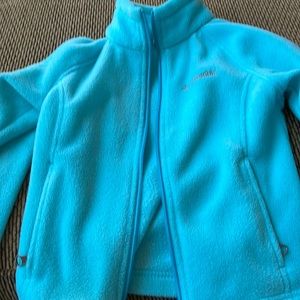 Girls jacket Columbia XS in aqua.  Worn a few times but like new.